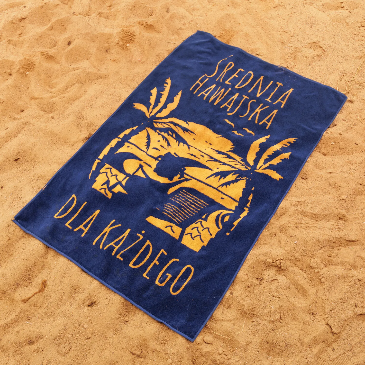 Kapitan Bomba Gadżety|Sportowe > Bardzo duży ręcznik plażowy – Domino Jachaś – 100x160cm