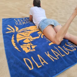 Kapitan Bomba Gadżety|Sportowe > Bardzo duży ręcznik plażowy – Domino Jachaś – 100x160cm
